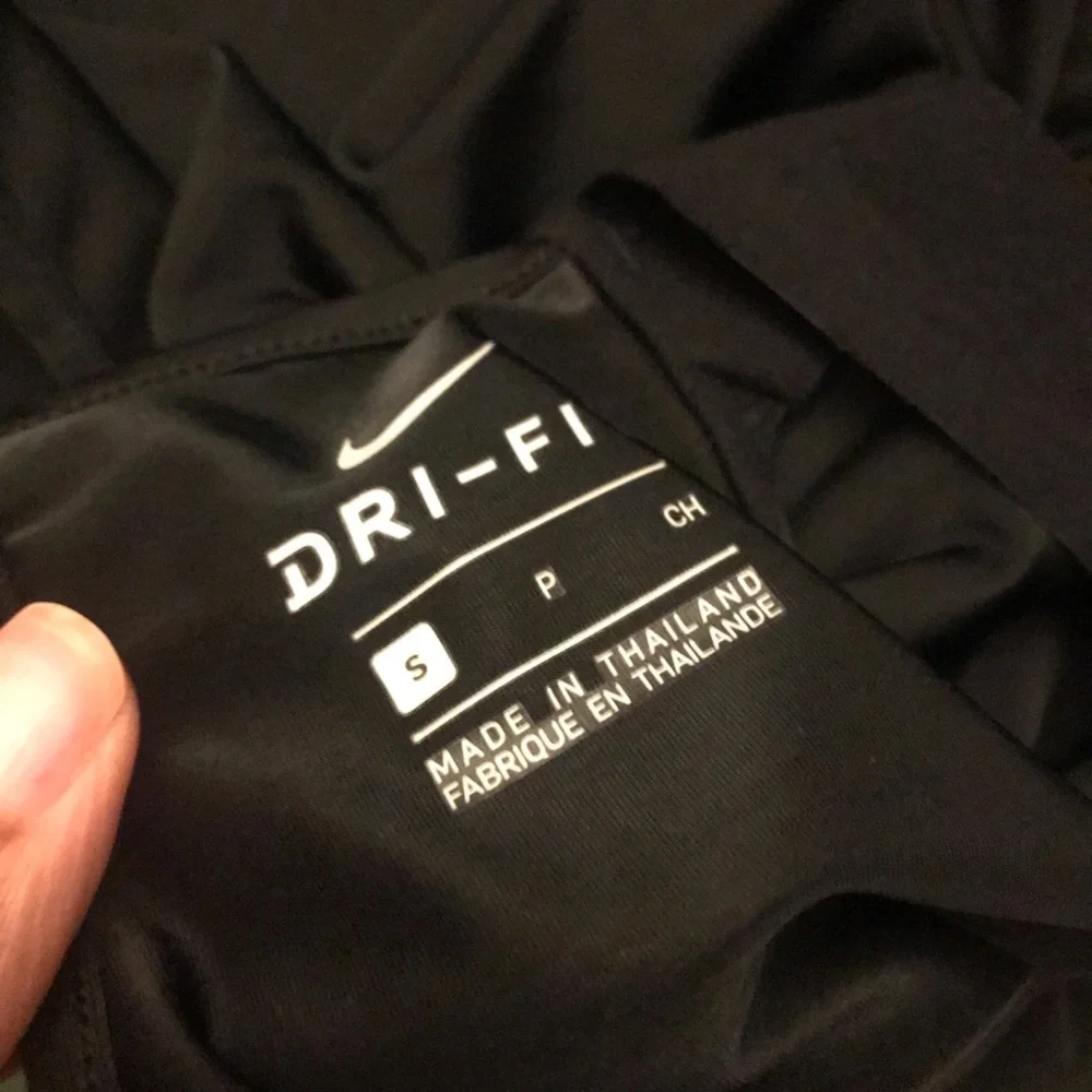 Nike black dri
